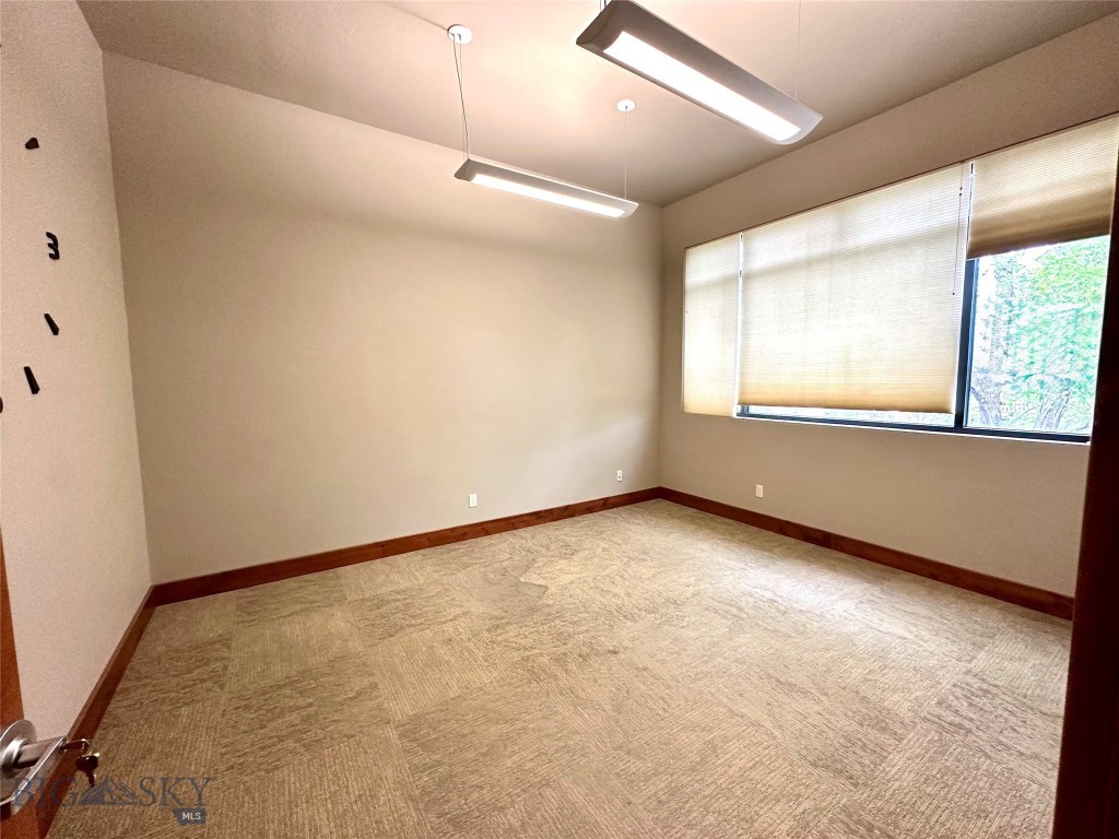 117 Main Street B Property Photo 5