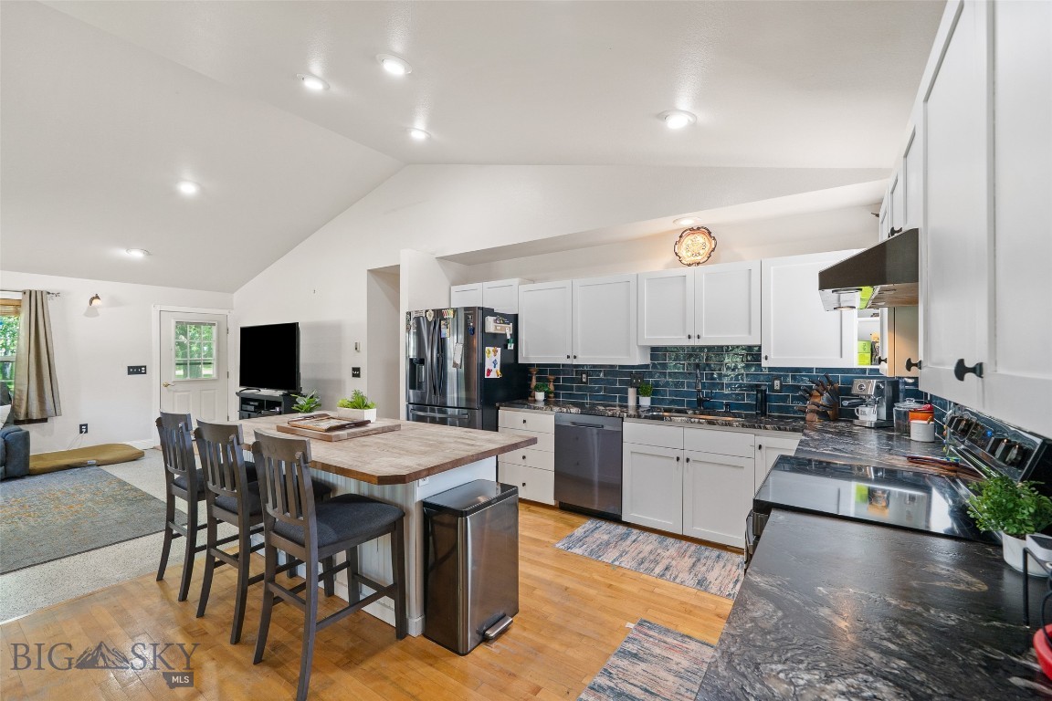80455 Gallatin Road Property Photo 1