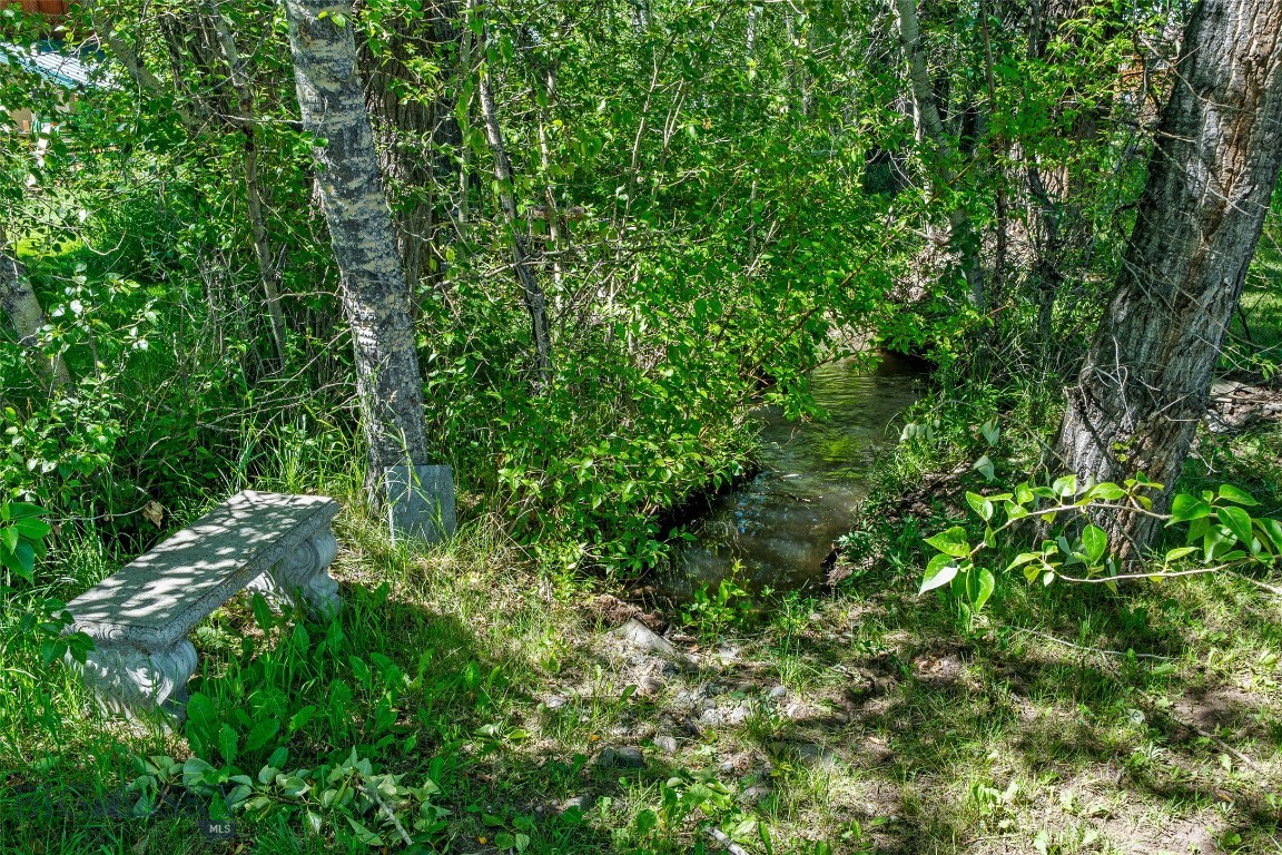 80455 Gallatin Road Property Photo 8