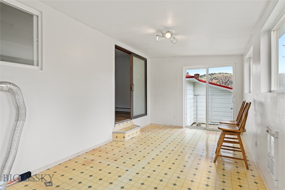 423 Linden Street Property Photo 16
