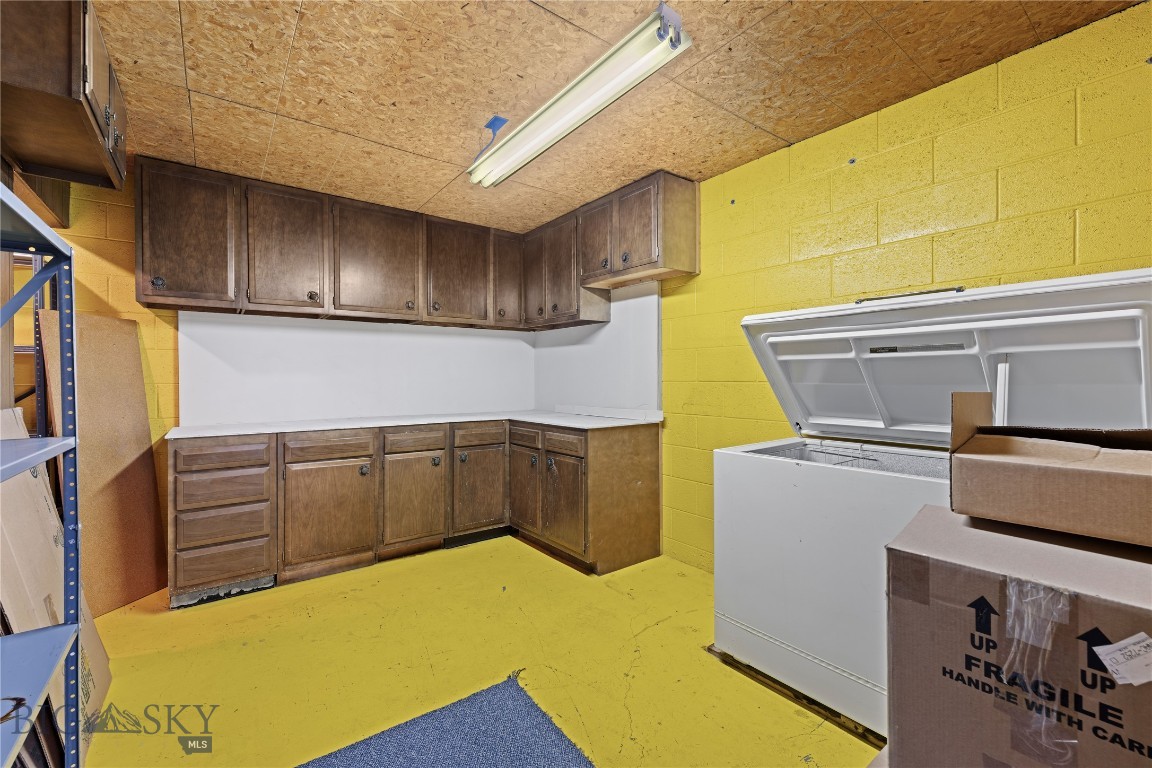 423 Linden Street Property Photo 29
