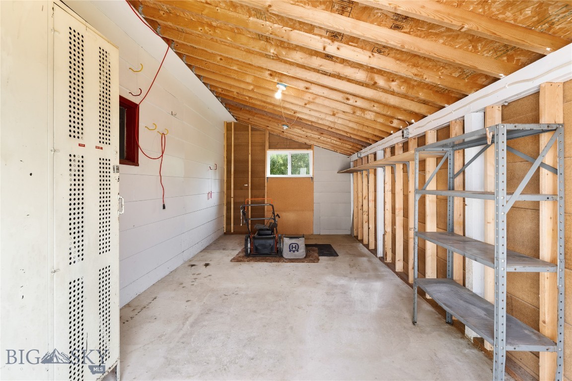 423 Linden Street Property Photo 41
