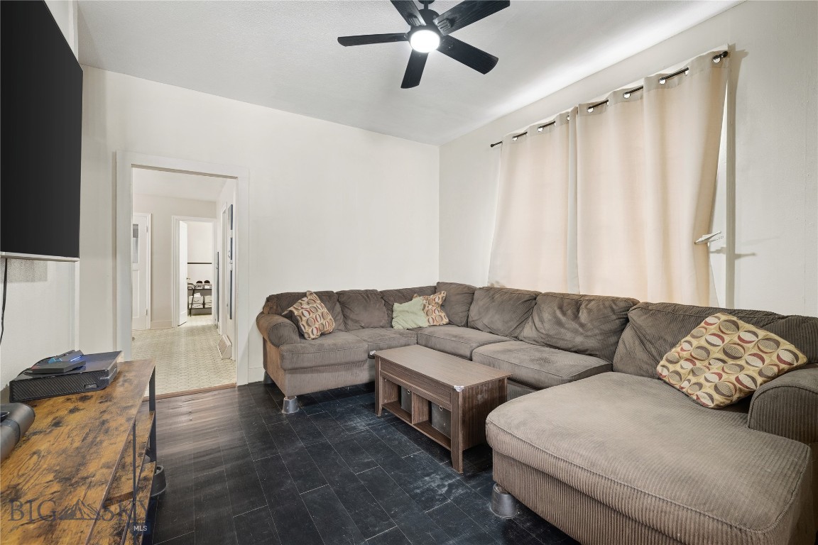 514 Locust Street Property Photo 8