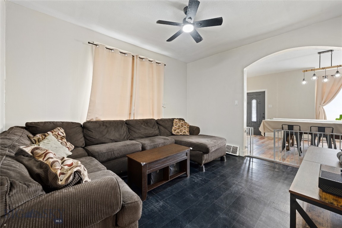 514 Locust Street Property Photo 11