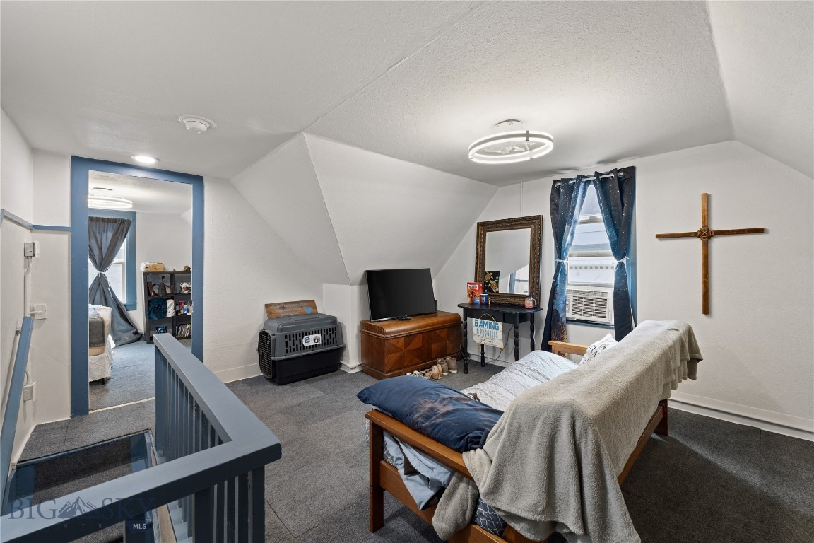 514 Locust Street Property Photo 14
