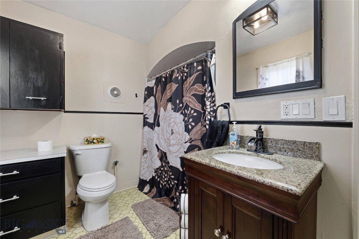 514 Locust Street Property Photo 28