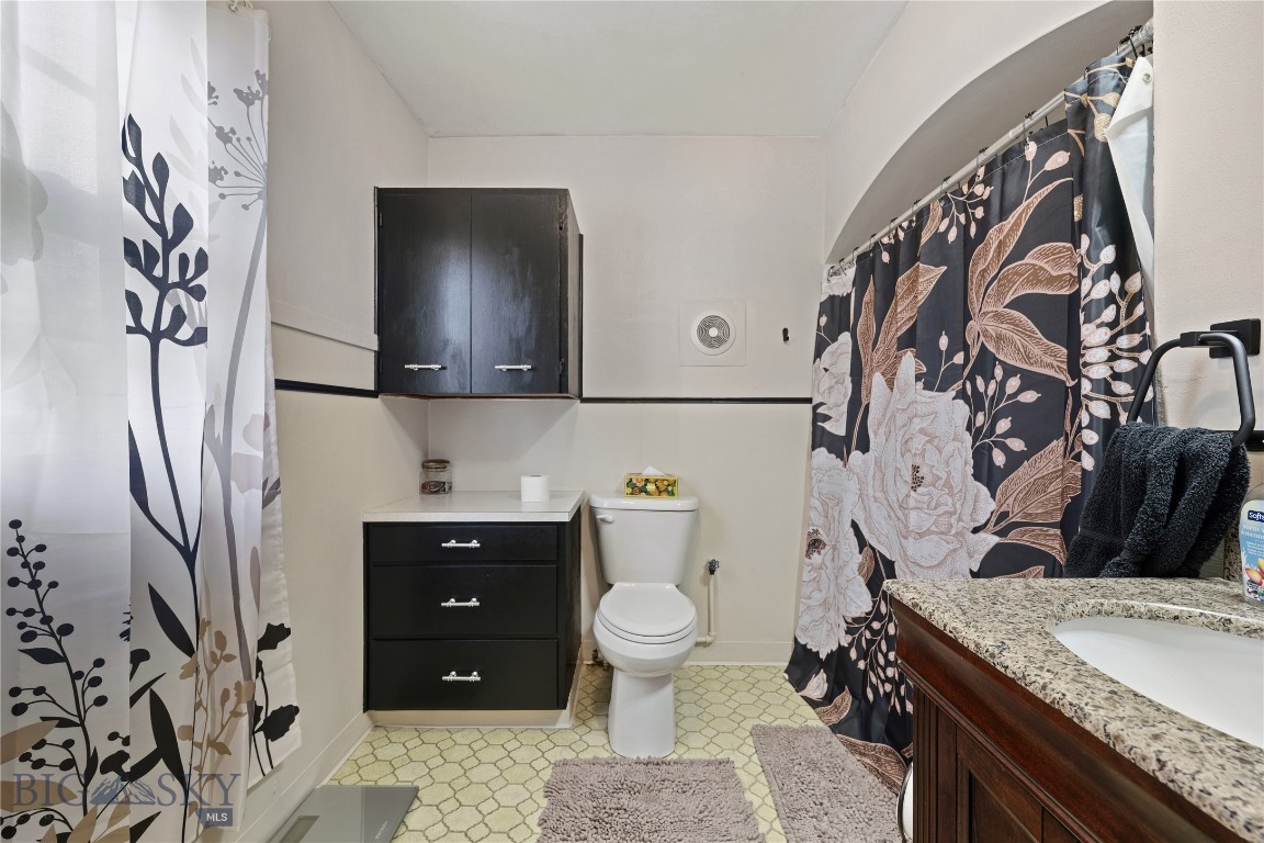 514 Locust Street Property Photo 29