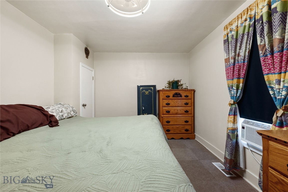 514 Locust Street Property Photo 31