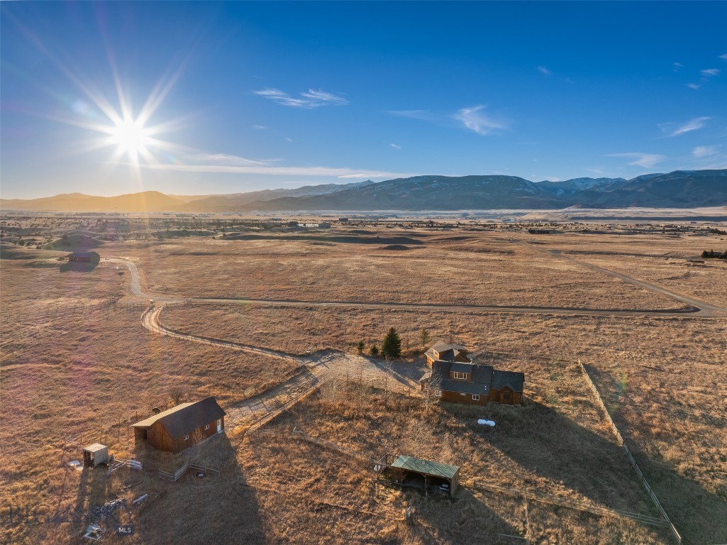 5 Shoshoni Way Property Photo 5