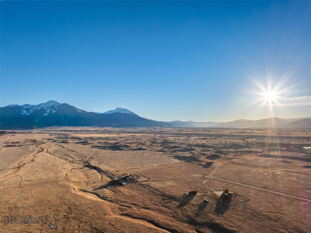 5 Shoshoni Way Property Photo 8