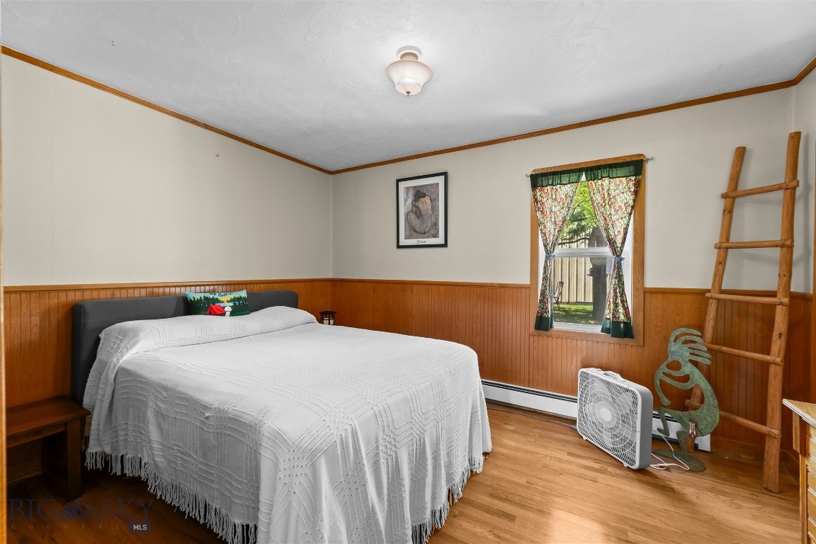 311 E Clark Street Property Photo 15