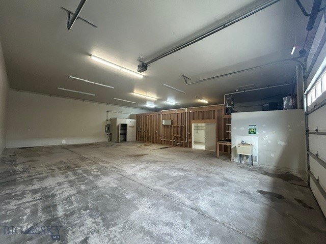 3928 Wynne 2 Property Photo 5