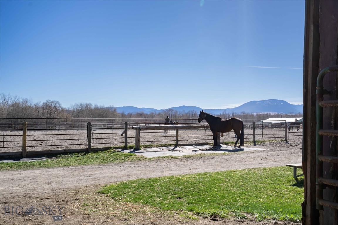 770 Mcreynolds Road Property Photo 38