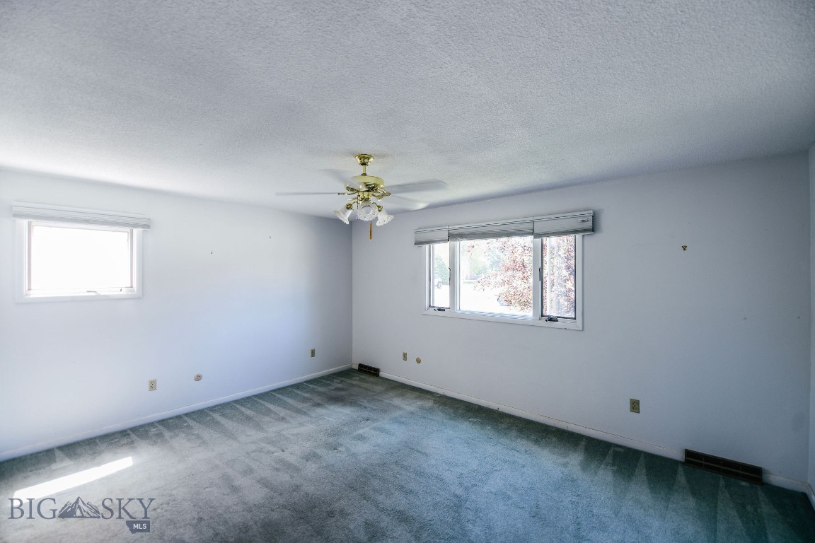 635 E Morse Street Property Photo 48
