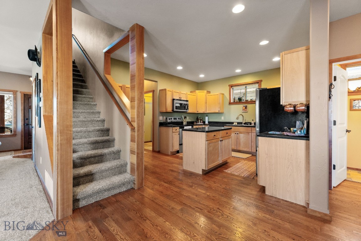 999 Jessie Way Property Photo 14