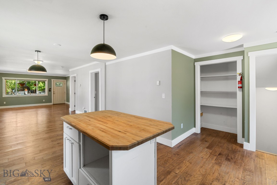 310 S 9th Street Property Photo 17