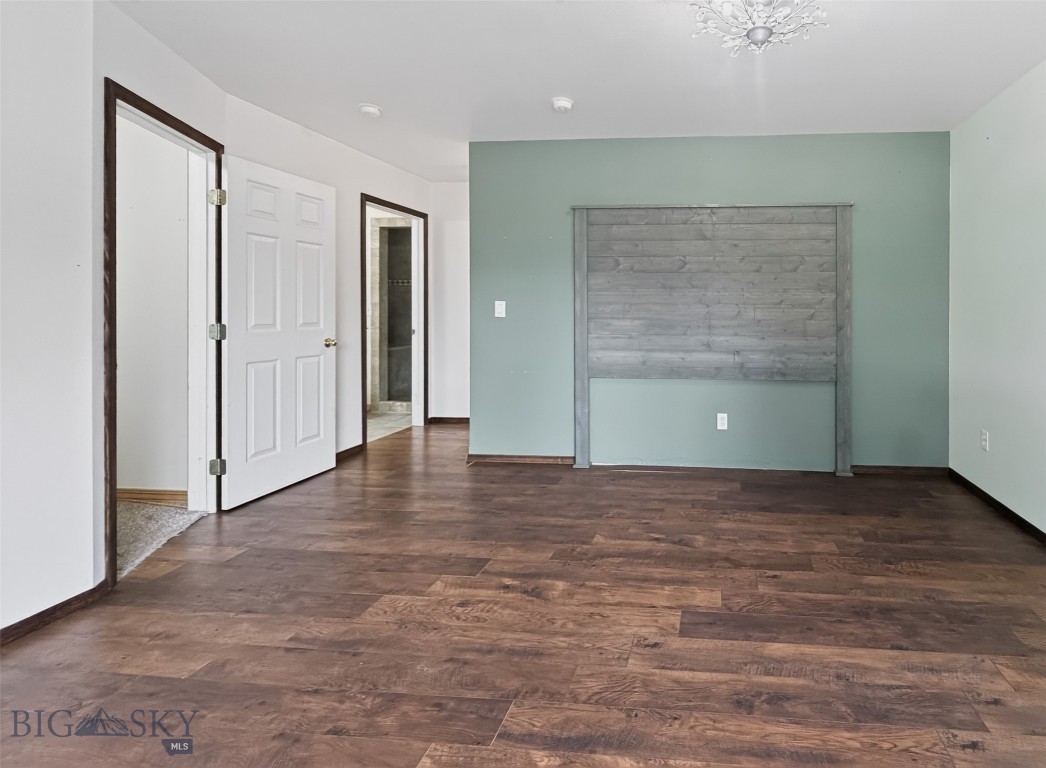 807 Spooner Road Property Photo 6