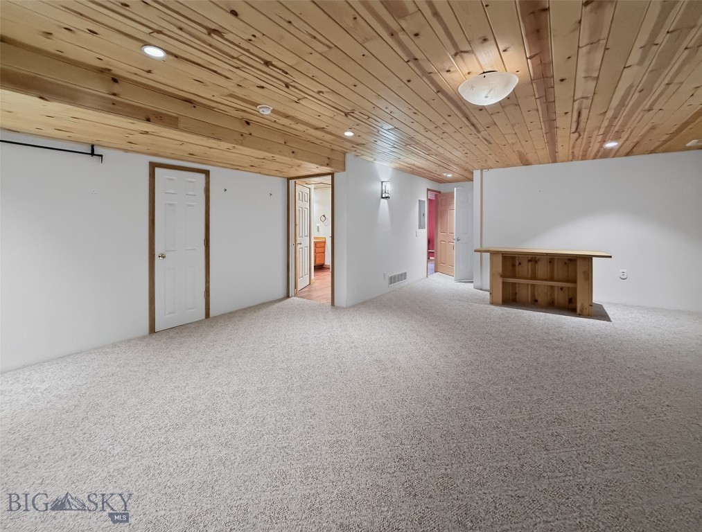 807 Spooner Road Property Photo 11