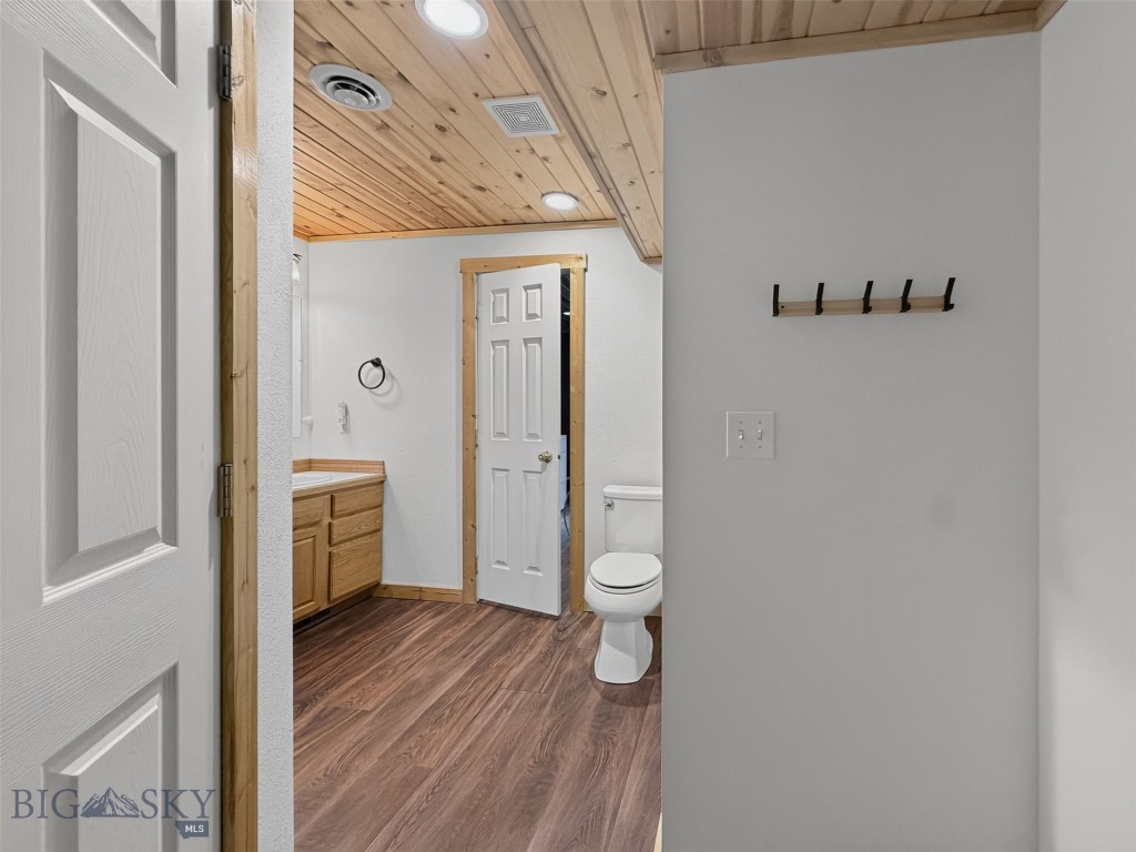 807 Spooner Road Property Photo 15