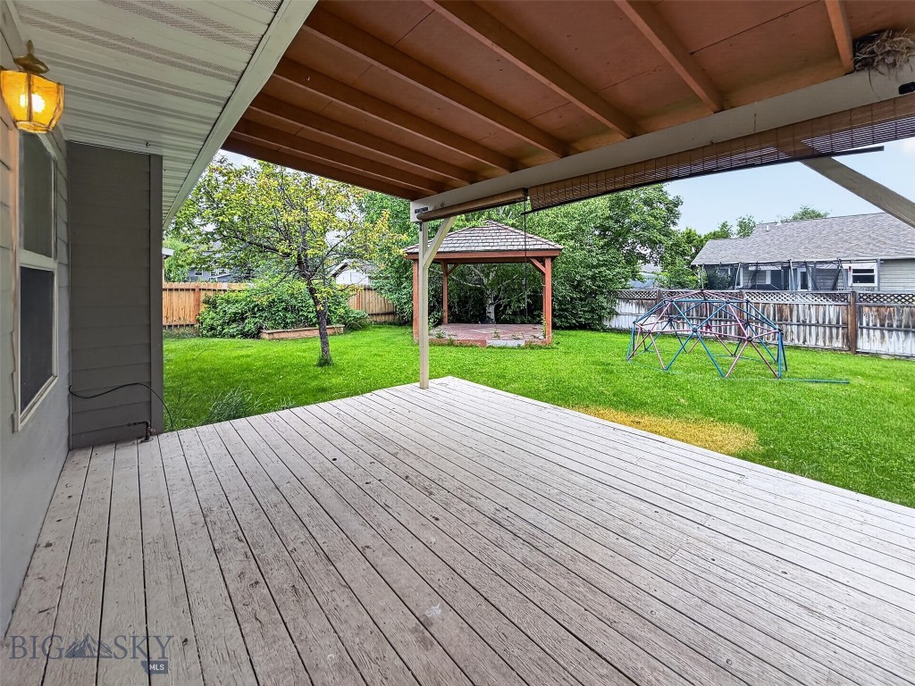 807 Spooner Road Property Photo 17
