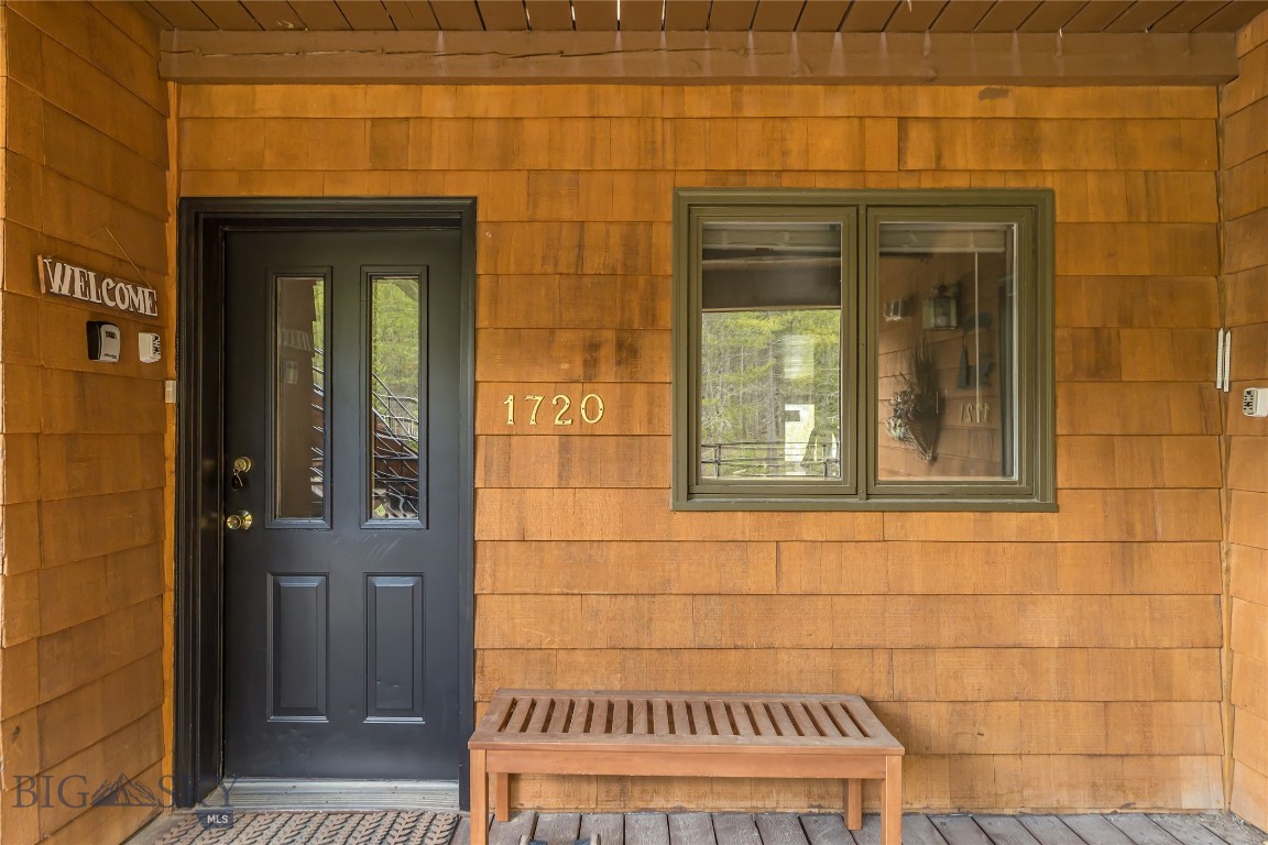 13 Heavy Runner 1720 Property Photo 34