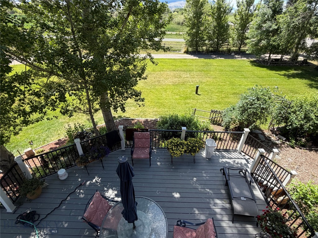 7 Kountz Road Property Photo 12
