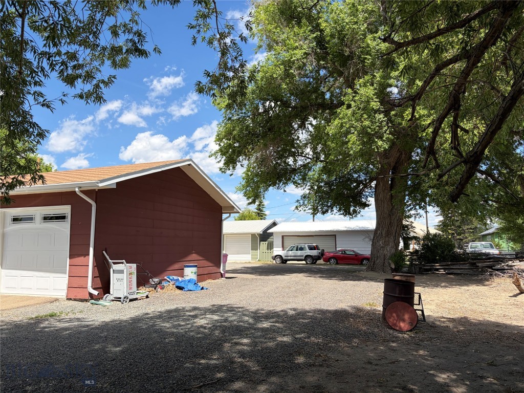 7 Kountz Road Property Photo 14