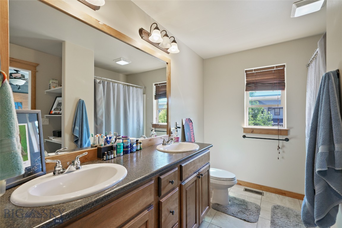 2935 Warbler Way B Property Photo 19
