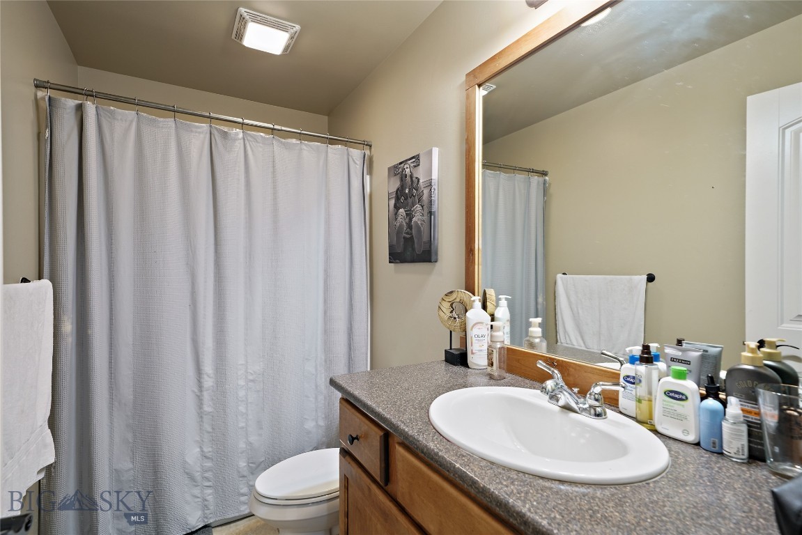 2935 Warbler Way B Property Photo 26
