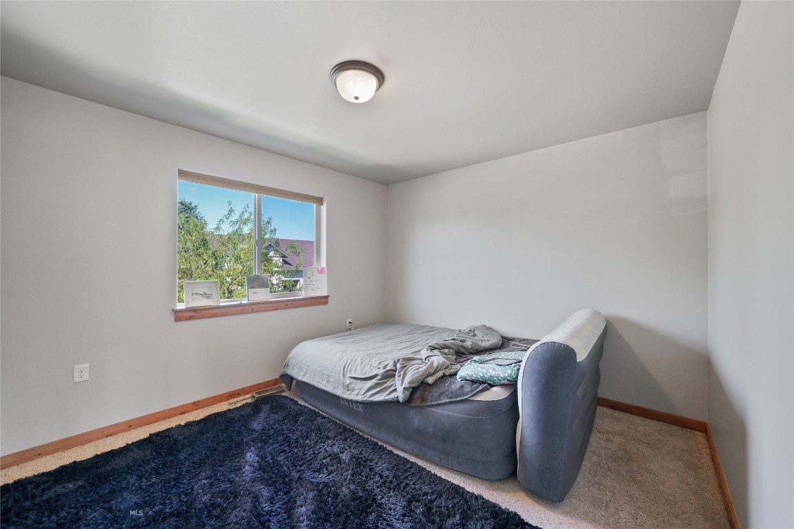 2935 Warbler Way B Property Photo 29