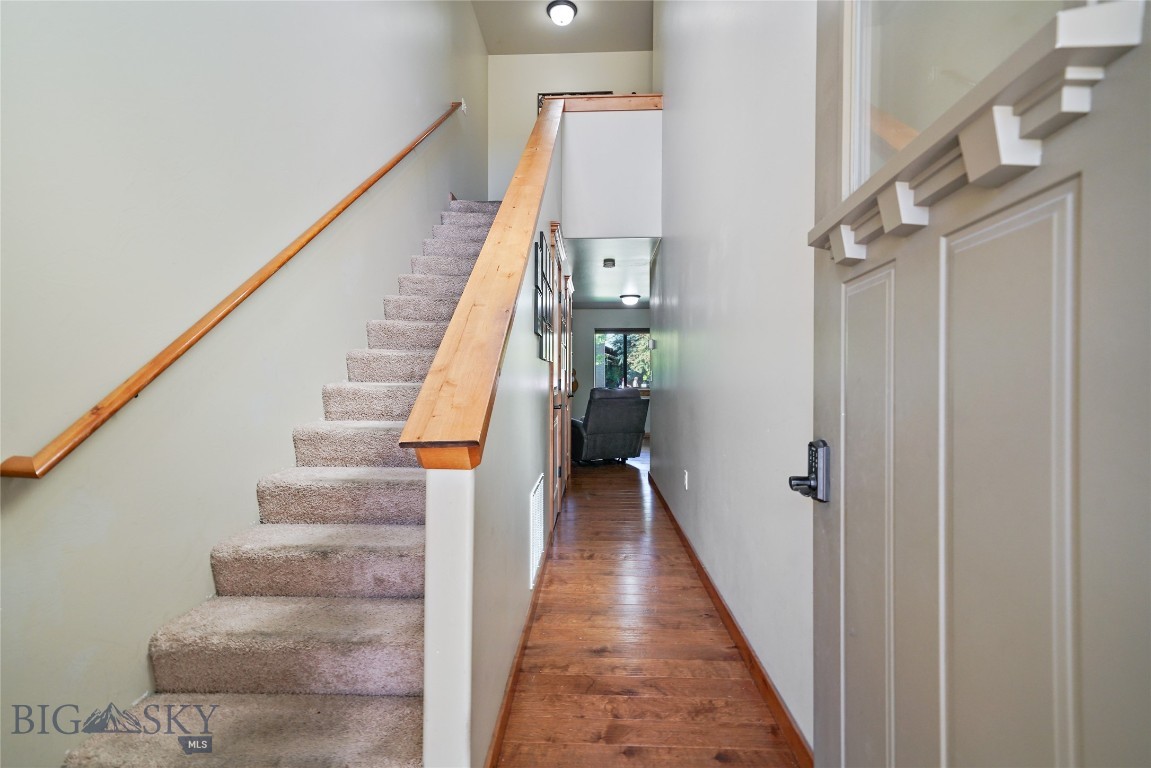 2935 Warbler Way B Property Photo 35