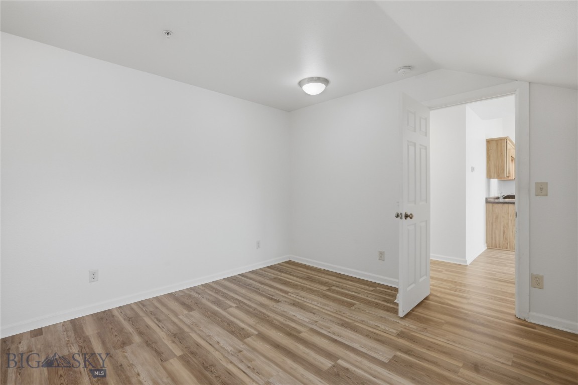 129 Village Drive 301a Property Photo 15