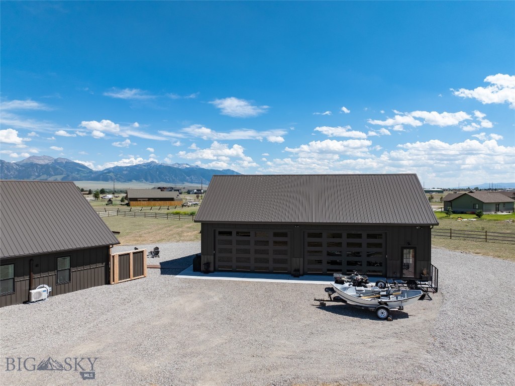 74 Sky View Drive Property Photo 3