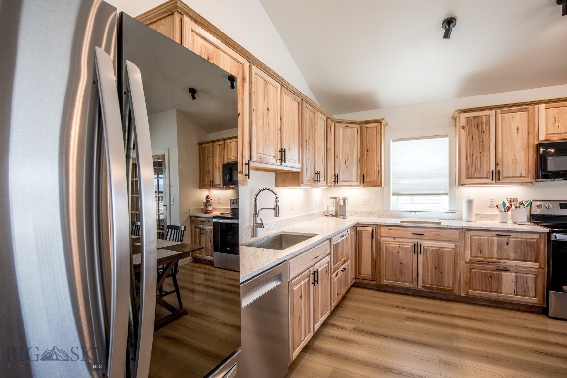 74 Sky View Drive Property Photo 10