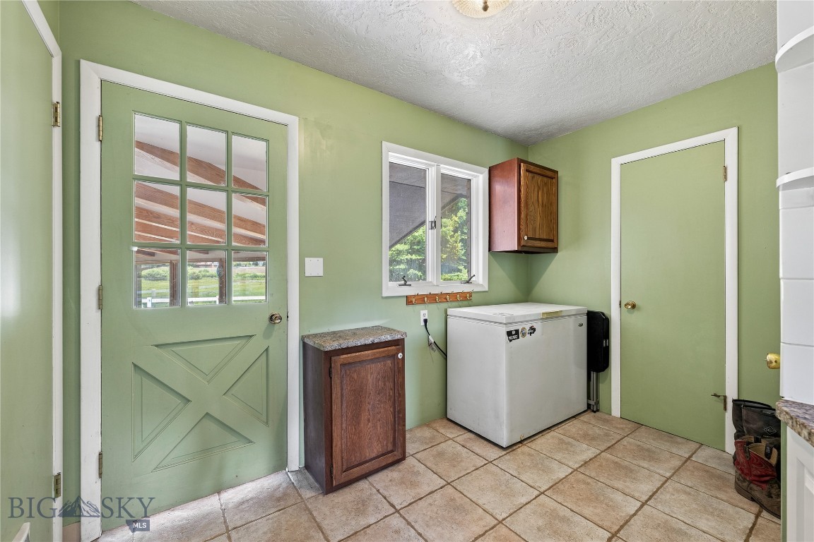 127 Low Street Property Photo 42