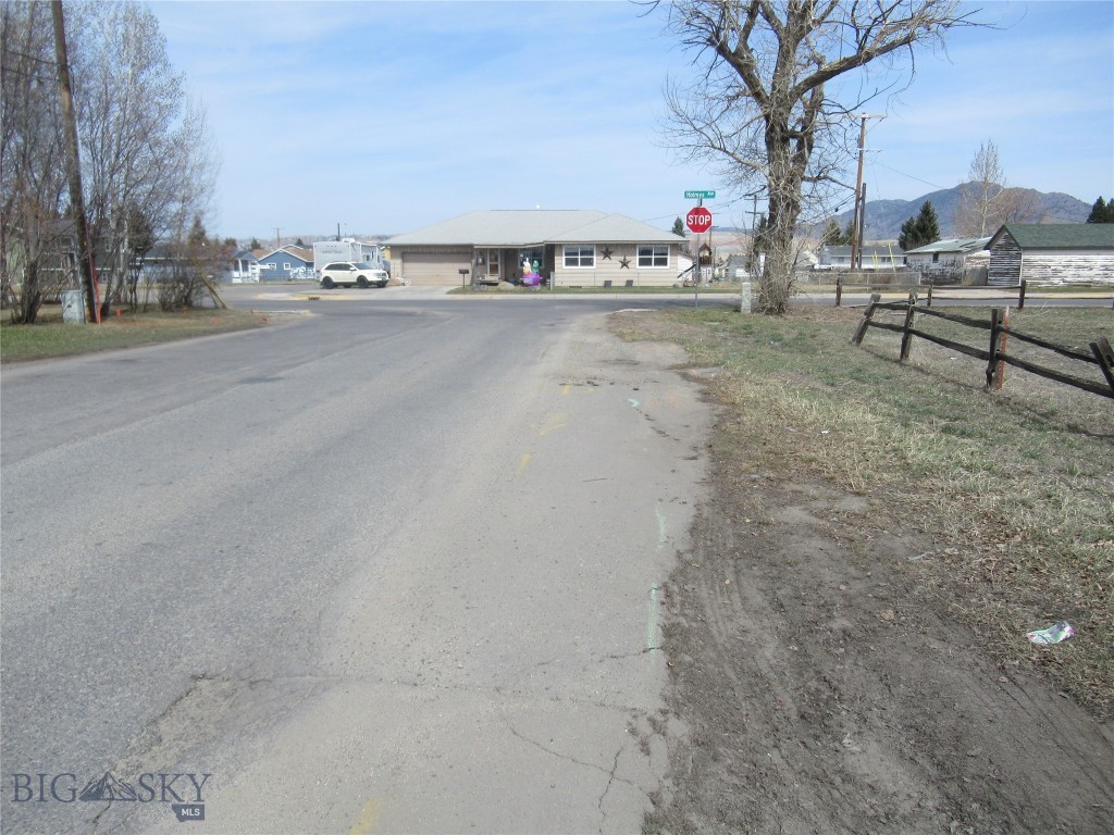 1830 Holmes Property Photo 18