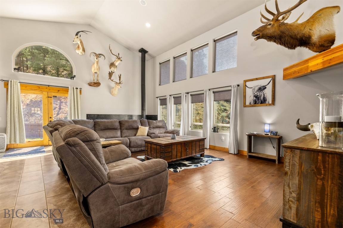 2727 Buffalo Trail Road Property Photo 4