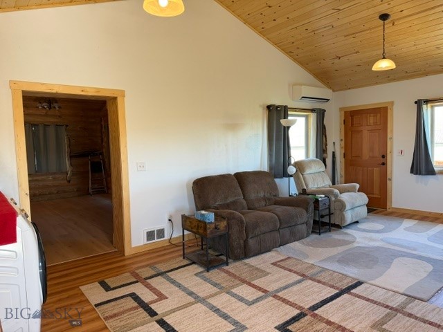 3919 Blacktail Road Property Photo 11