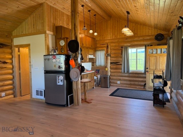 3919 Blacktail Road Property Photo 13