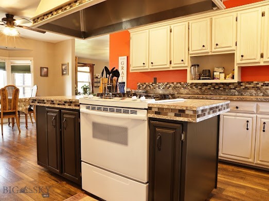 110 Claggett Property Photo 19