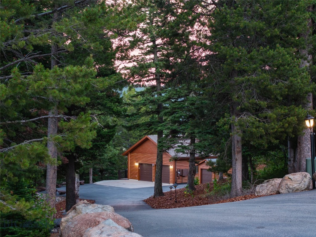 11540 Taiga Trail Property Photo 3