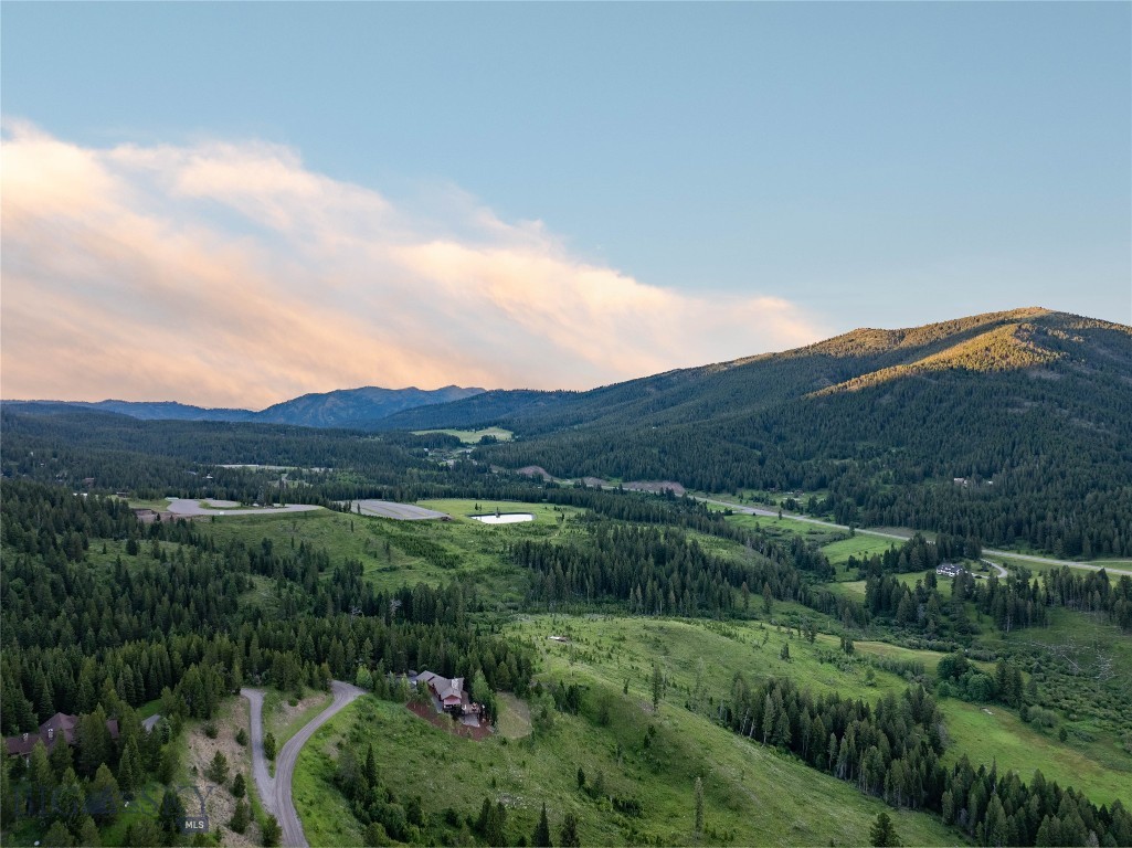 11540 Taiga Trail Property Photo 4