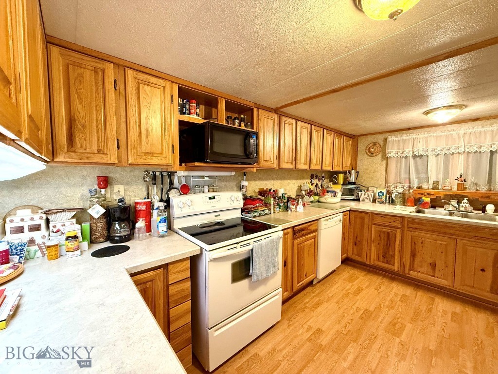 412 S Hauser Street Property Photo 7