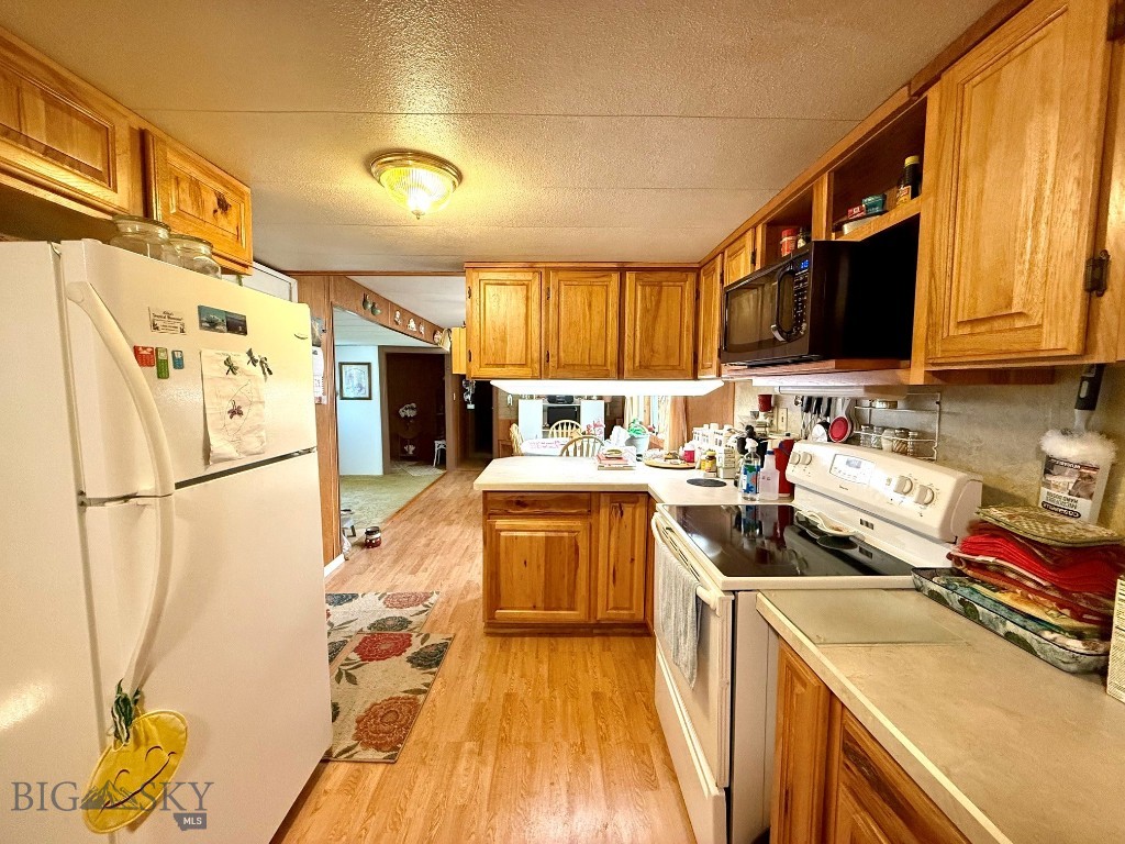 412 S Hauser Street Property Photo 9