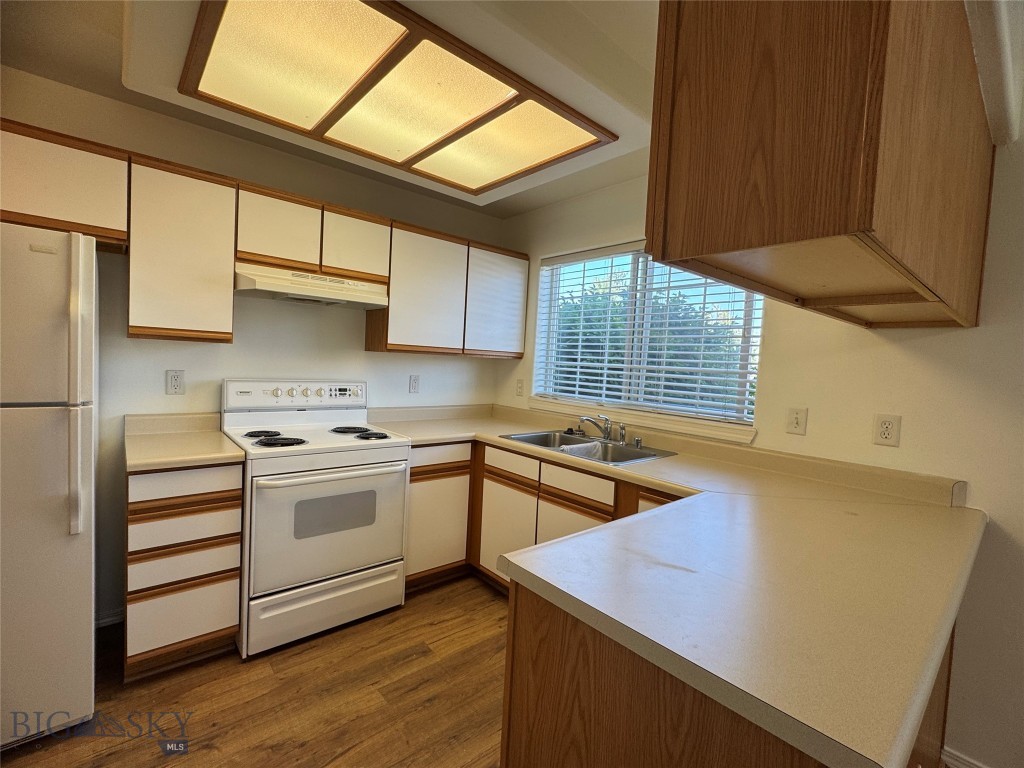 211 Michael Grove 1a Property Photo 7
