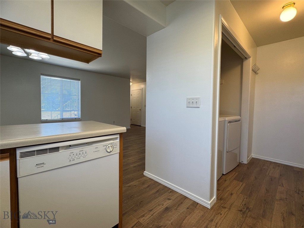211 Michael Grove 1a Property Photo 10