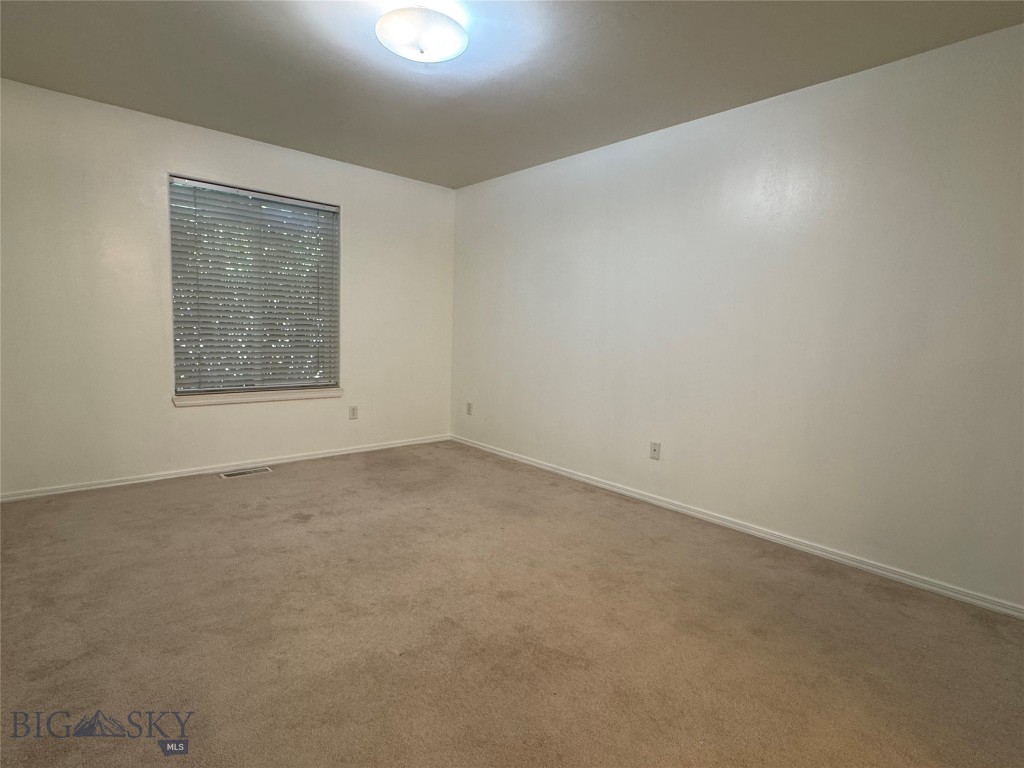 211 Michael Grove 1a Property Photo 17