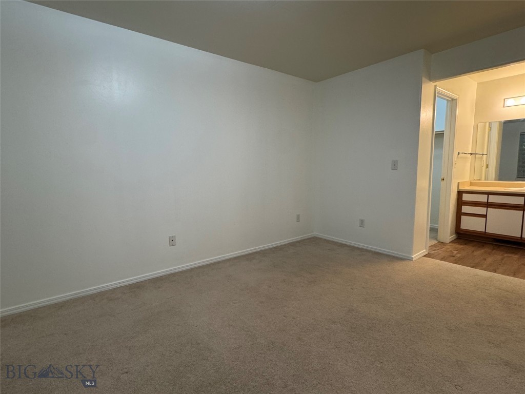 211 Michael Grove 1a Property Photo 18