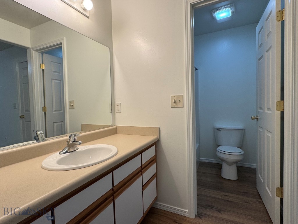 211 Michael Grove 1a Property Photo 20