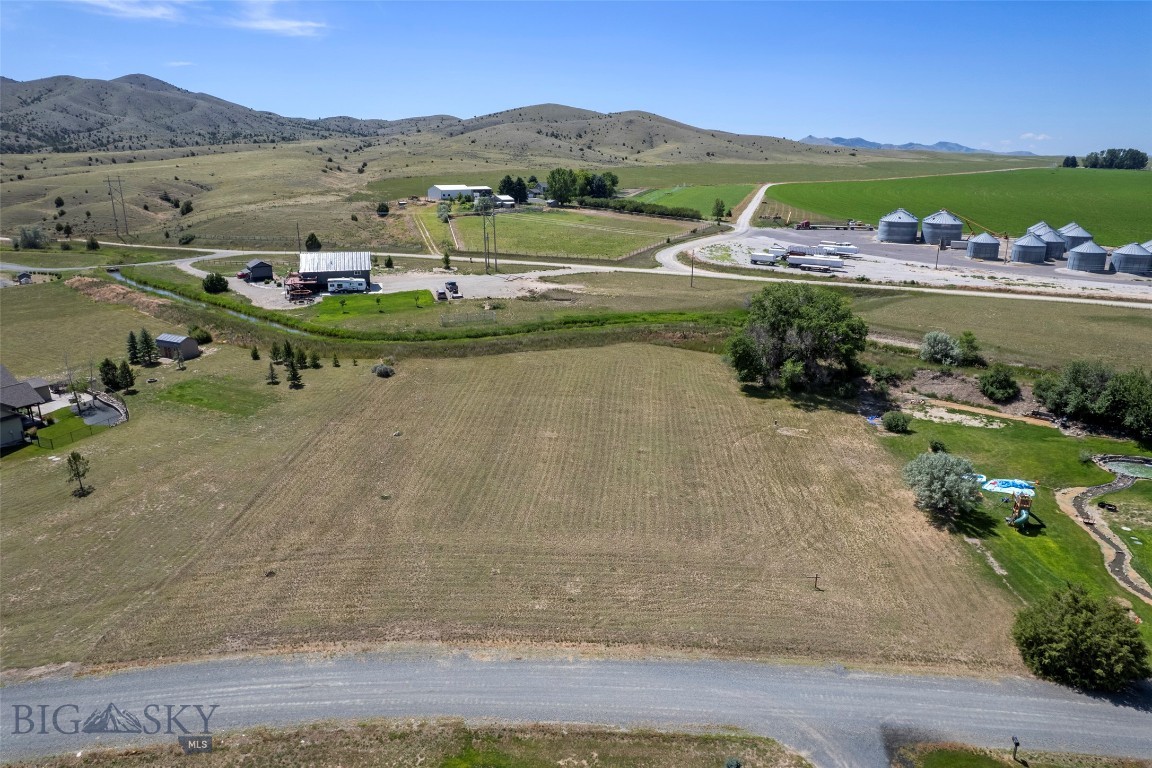 44 Missouri View Property Photo 6